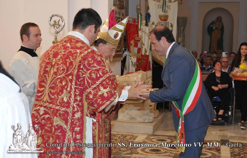 Solenne messa pontificale presieduta da S. E. l&#039;Arcivescovo Fabio Bernardo D&#039;Onorio nella Basilica Cattedrale