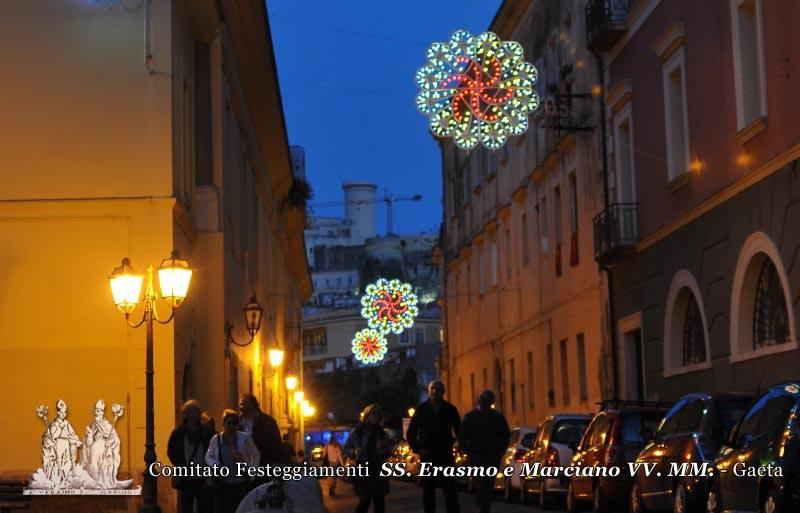 Le luminarie dei festeggiamenti