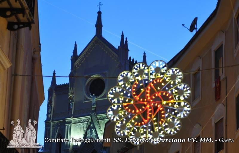 Le luminarie dei festeggiamenti