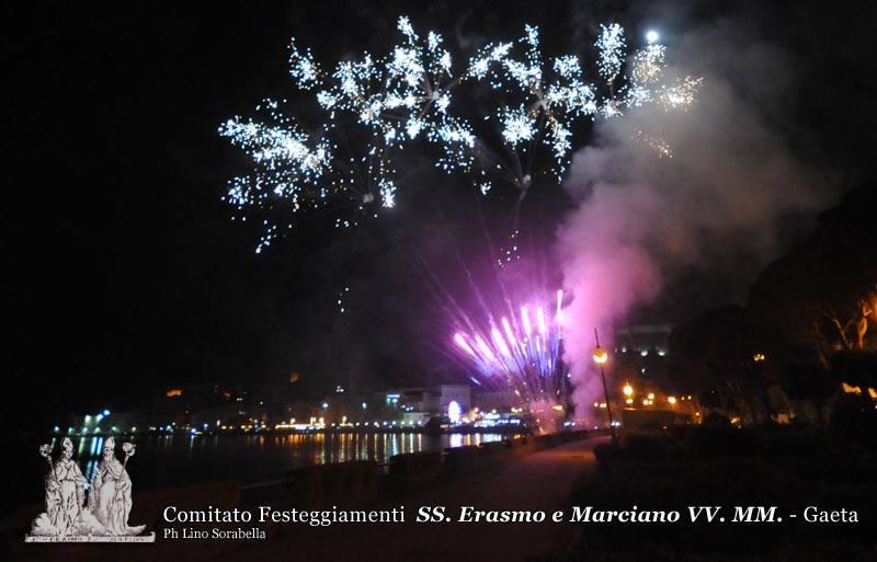 Lo spettacolo pirotecnico della serata finale