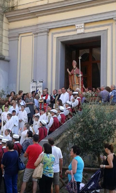 L&#039;uscita della statua dalla chiesa